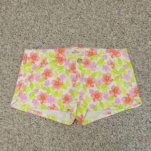 Hollister Womens Sz 0/24 Floral Shortie Shorts